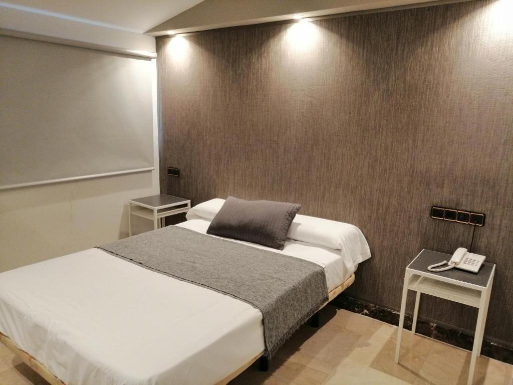 Hotel Ciudad De Navalcarnero Kültér fotó